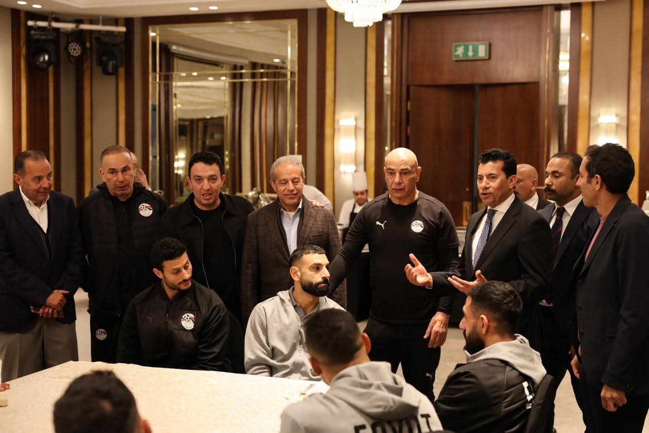 وزير الرياضة وأبو ريدة يحفزان المنتخب قبل أمم أفريقيا